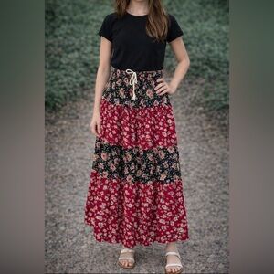 Black and Red Tiered Maxi Skirt with Tie Front girls XL 14/16